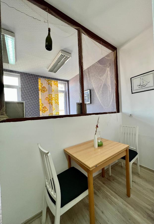 Bishnu Hostel Zagabria Esterno foto