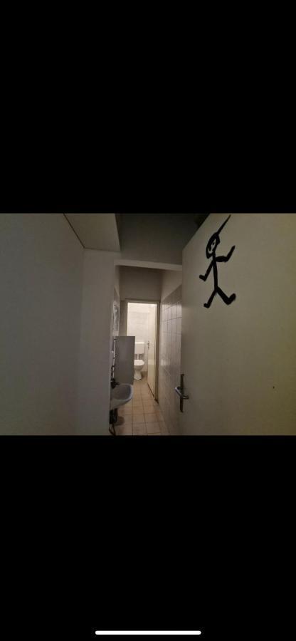 Bishnu Hostel Zagabria Esterno foto