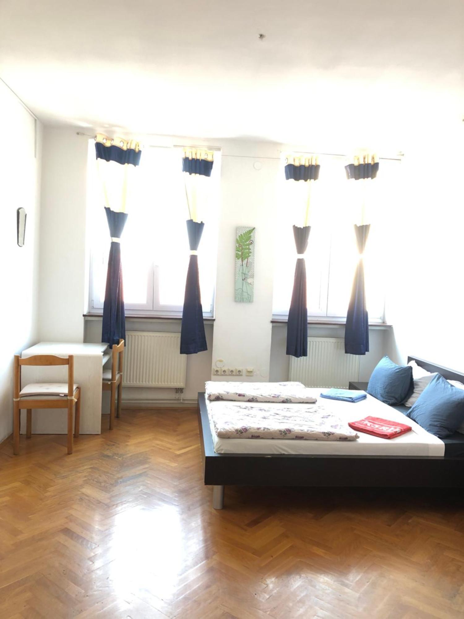 Bishnu Hostel Zagabria Esterno foto